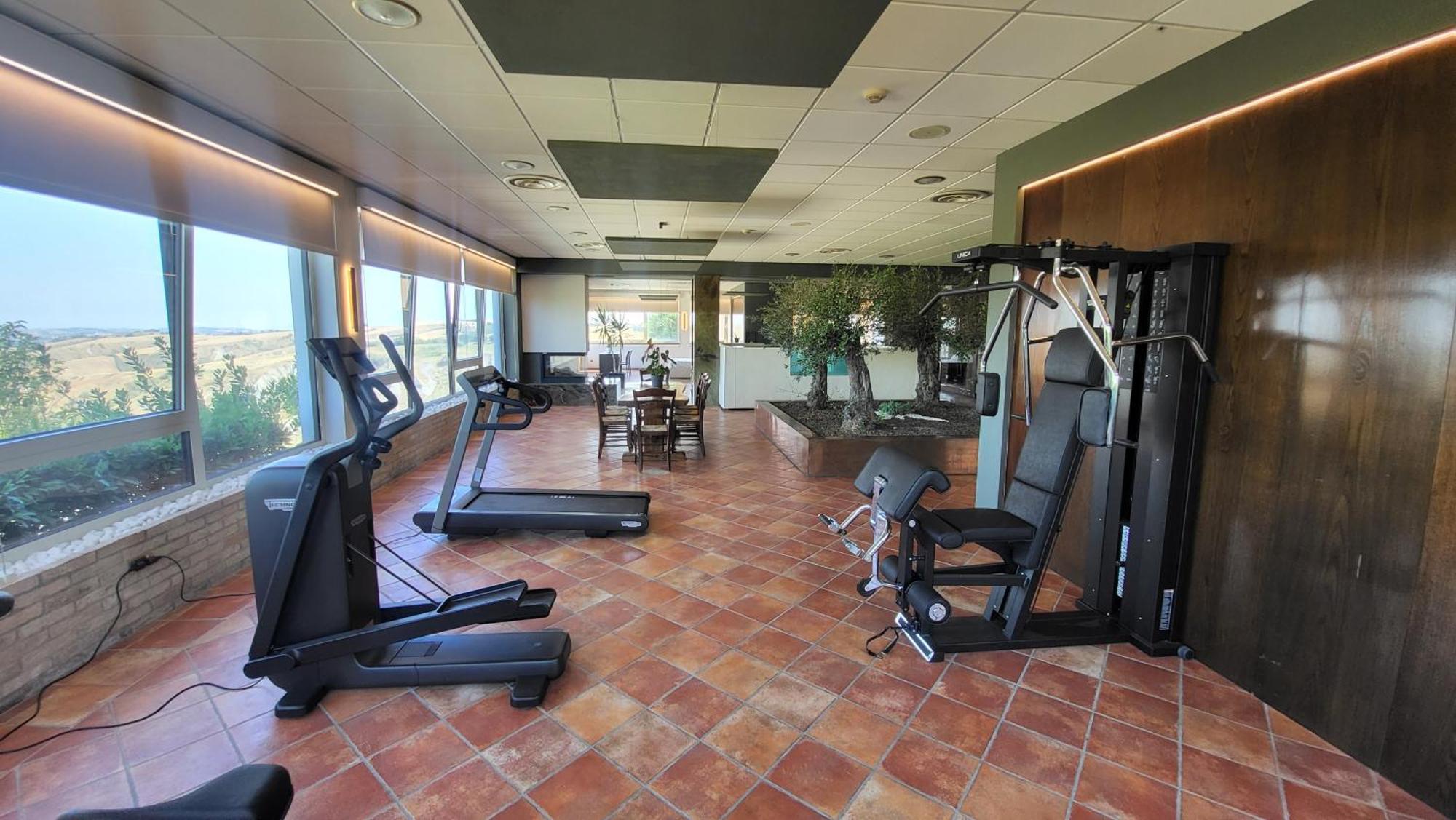 Bellavista Suite Spa Staffolo Экстерьер фото